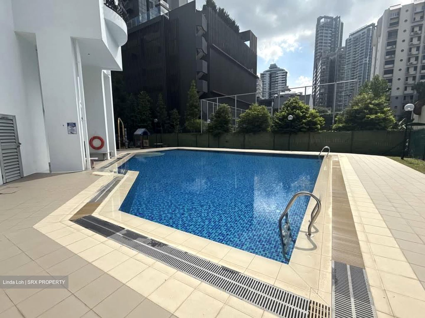 Ampas Apartment (D12), Apartment #577891631